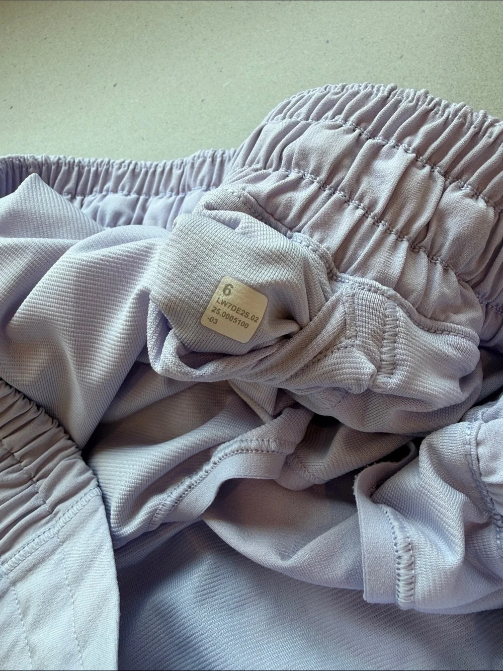 lululemon athletica Light Lavender Hottie Hot 2.5